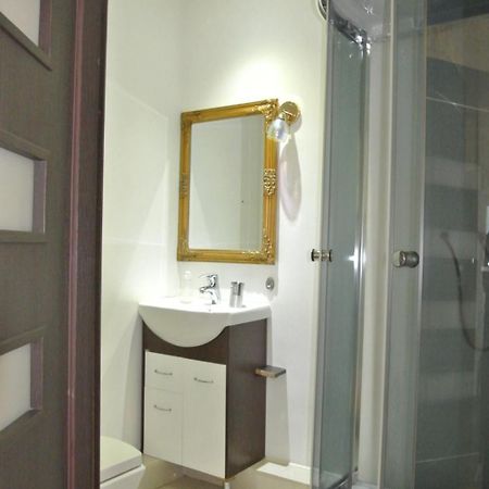 Panoramic View Apartment Poznyaky Kyiv Exterior photo
